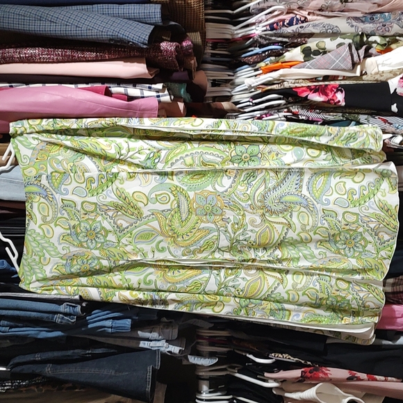 TRIBAL skirt - Picture 1 of 4